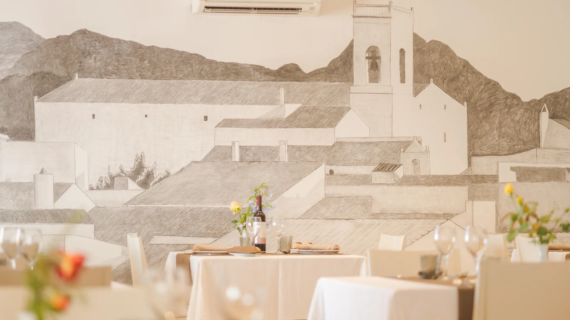 Hotel Jeni & Restaurant Es Mercadal