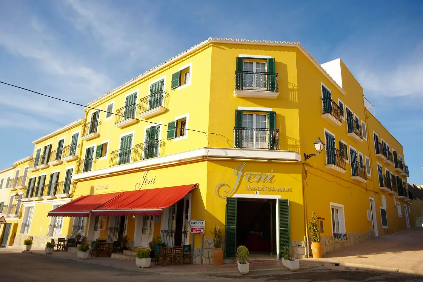 ***  Hotel Jeni & Restaurant エス・メルカダル スペイン